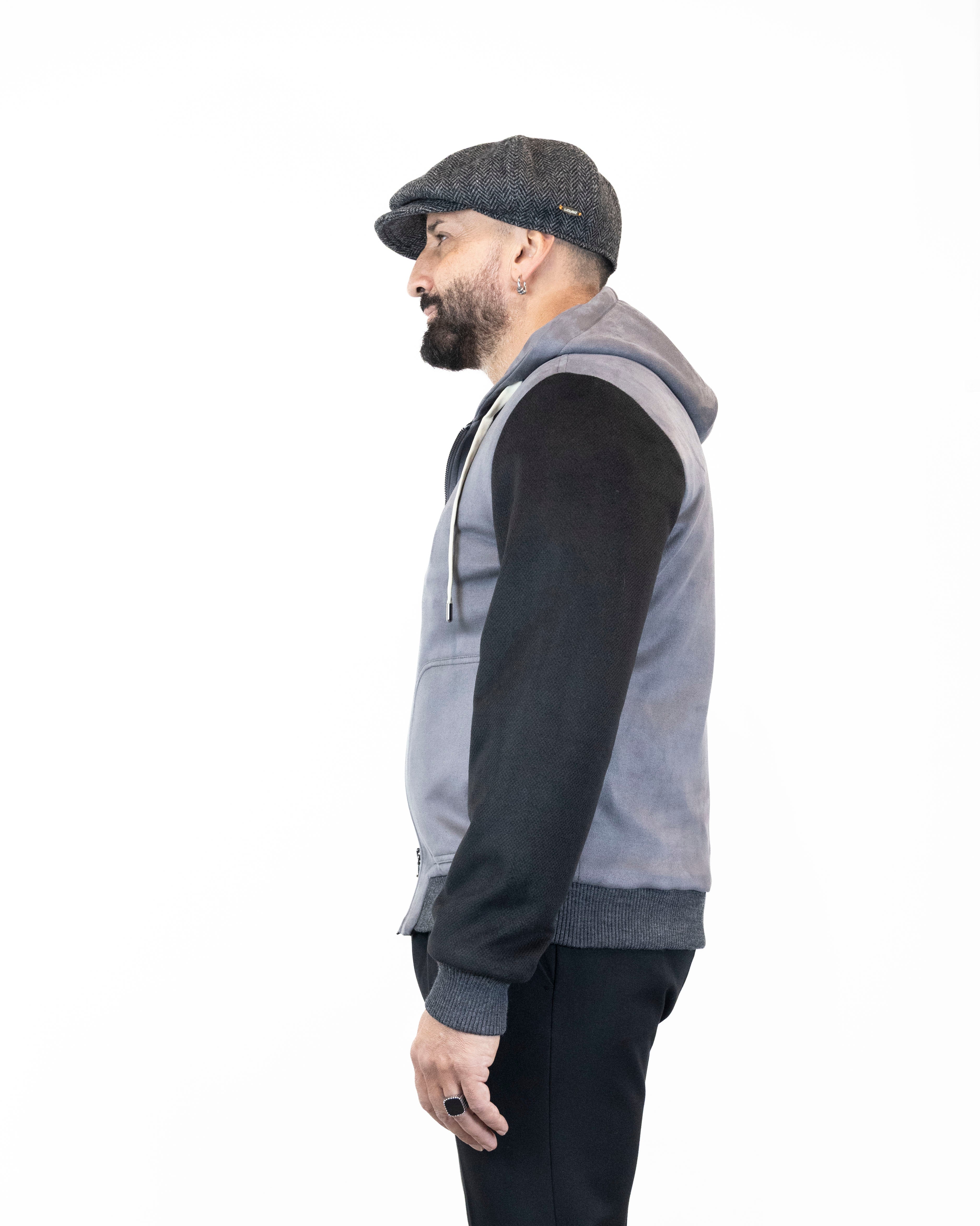 Giubbino manica contrasto con cappuccio